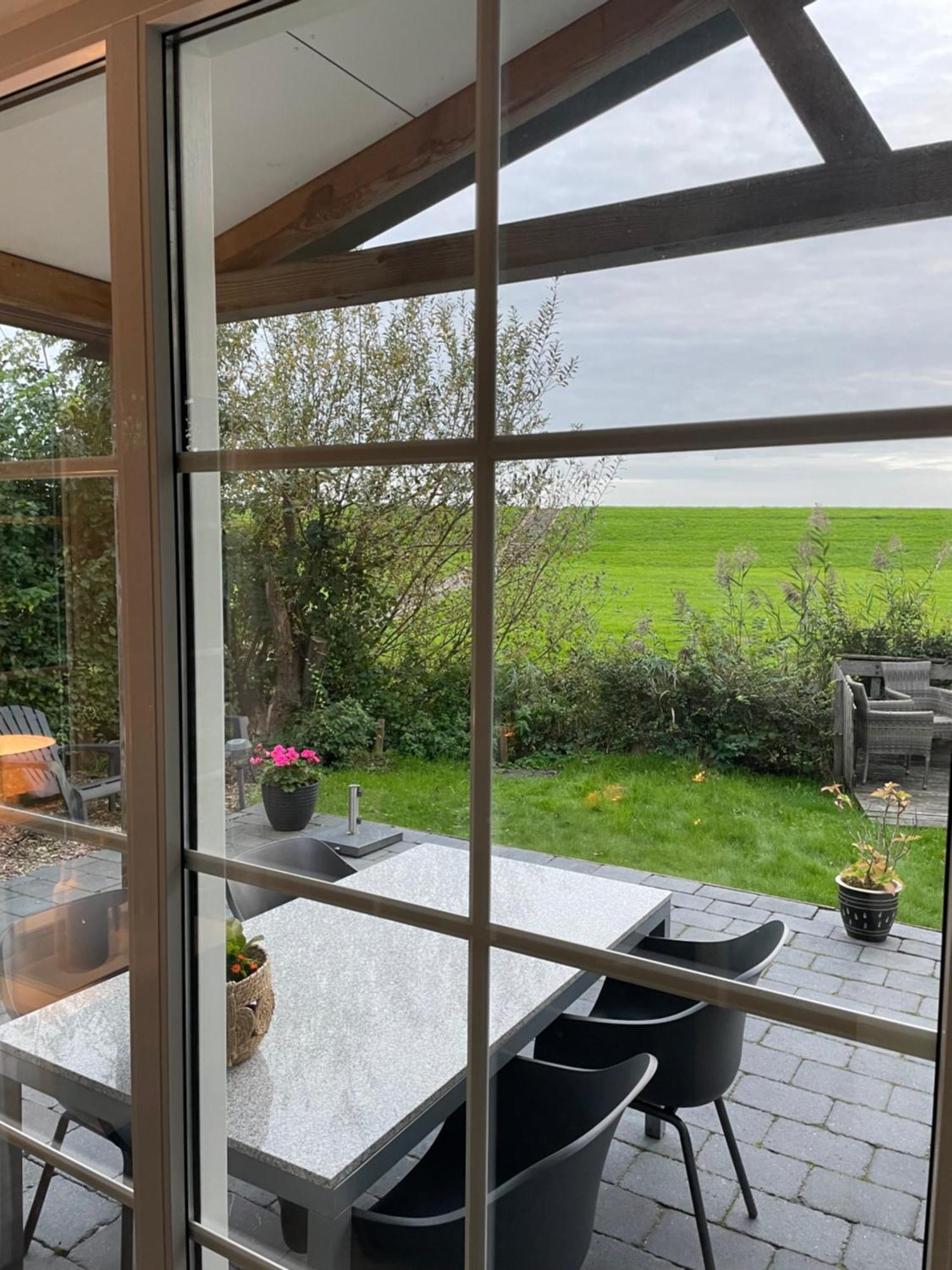 Nieuwe Beachbungalow Aan Ijsselmeer 39 24 Four Seasons Lemmer Exterior foto